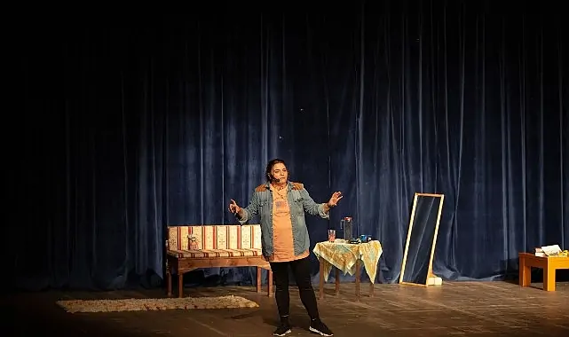 Özel Anne, Narlıdereli Sanatseverlerle Buluştu