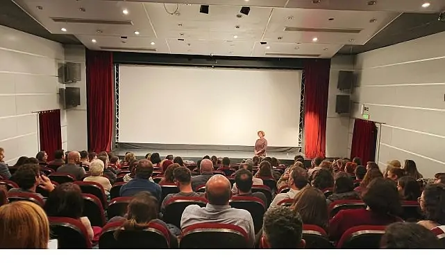 Pelin Esmer, yeni filmiyle Nilüfer’de sinemaseverlerle buluştu