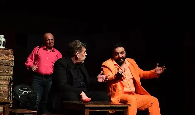 ‘Deli Ayten’ Müzikali Yüreklere İşledi