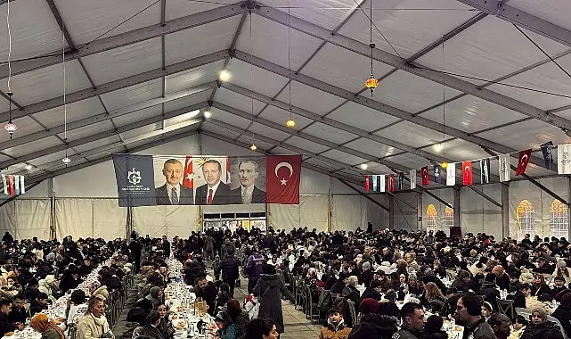 Ramazan Çadırı’nda kalpler ilahi aşkla doldu