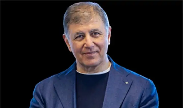 Başkan Tugay’dan 18 Mart mesajı: “Tarihe sığmayan bir direnişin zaferi”