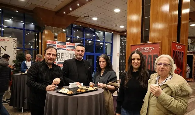 Dünya Tiyatro Günü’ne “Karar” damgası