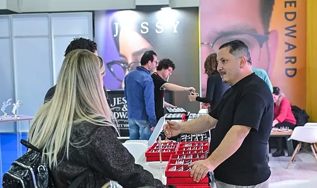 Görme sağlığının geleceği İzmir’de konuşuldu