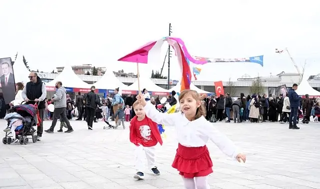 Bir meydan dolusu mutluluk