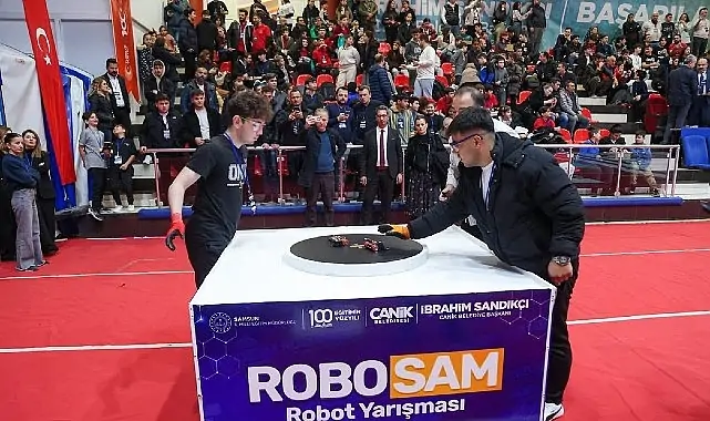 Canik’te Genç Mucitler Robotlarıyla Sahneye Çıkıyor