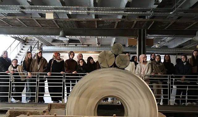 İskeçeli gençler, Büyükşehir’le Kocaeli’yi keşfetti