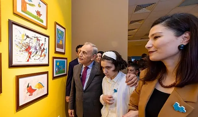 Renklerin Diliyle Farkındalık: Ayşegül’ün Sergisi Büyük İlgi Gördü