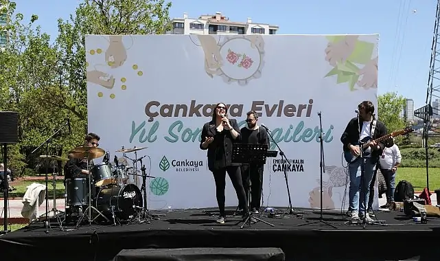 Çankaya Evleri Yıl Sonu Sergileri Çayyolu’nda ziyaretçilerle buluştu
