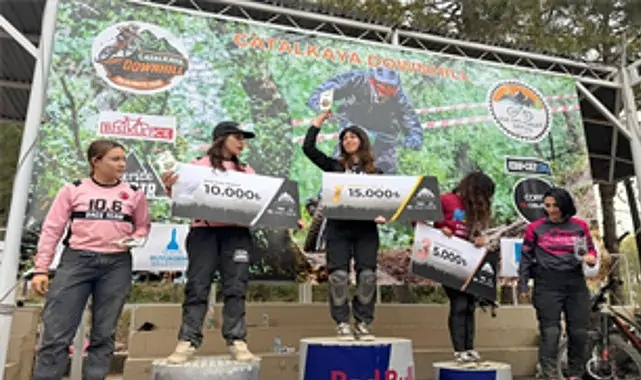 Yeni parkurda adrenalin dolu festival